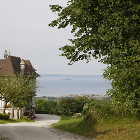 Manoir De Benerville Couette-café