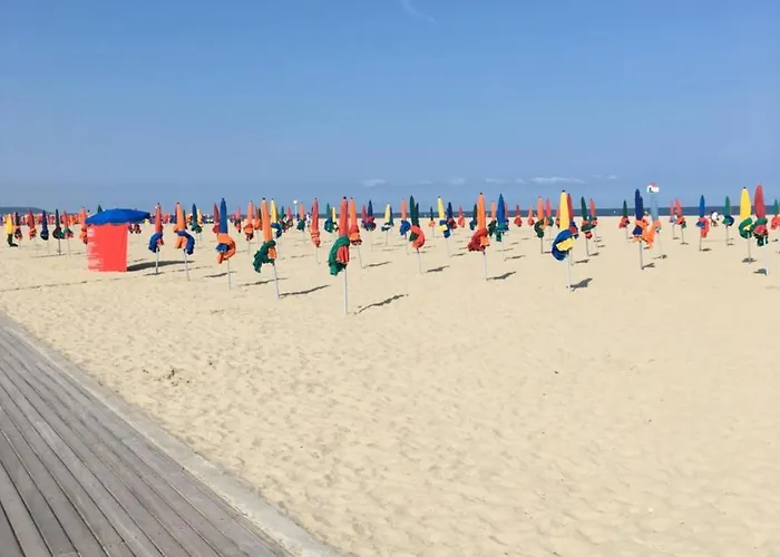 Manoir De Benerville Bed & Breakfast