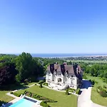 לינה וארוחת בוקר Manoir De Benerville
