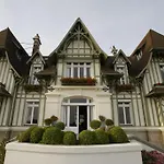 Manoir De Benerville דוביל