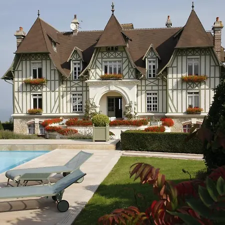 Manoir De Benerville *
