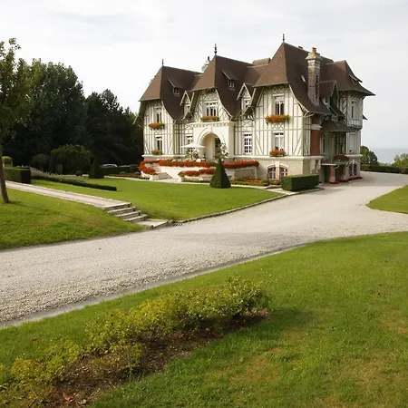 Manoir De Benerville Bed & Breakfast *