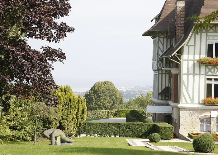 Manoir De Benerville