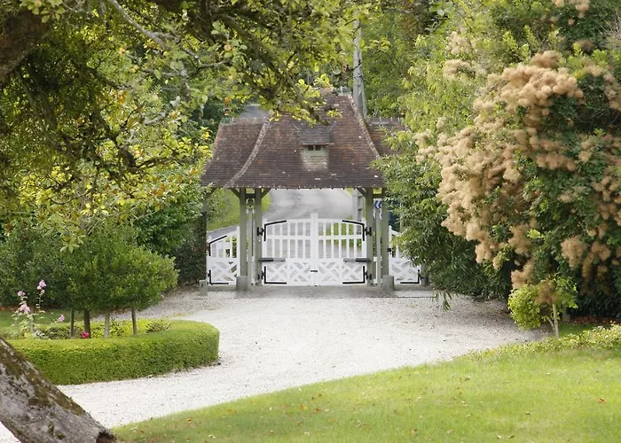 Manoir De Benerville Bed & Breakfast *