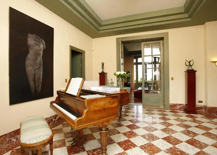 Manoir De Benerville