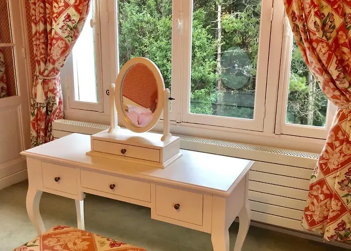 Manoir De Benerville Bed & Breakfast